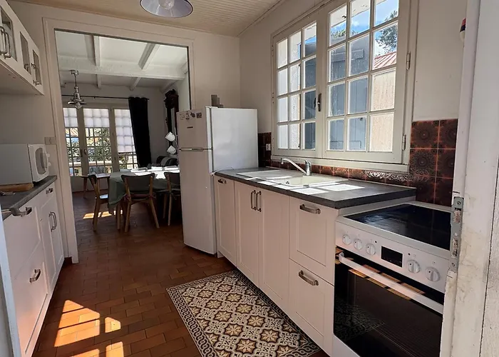 Hébergement de vacances Maison Pour 6 Pers. Proche Forêt, Terrasse, Animaux Admis - Fr-1-323-469 *