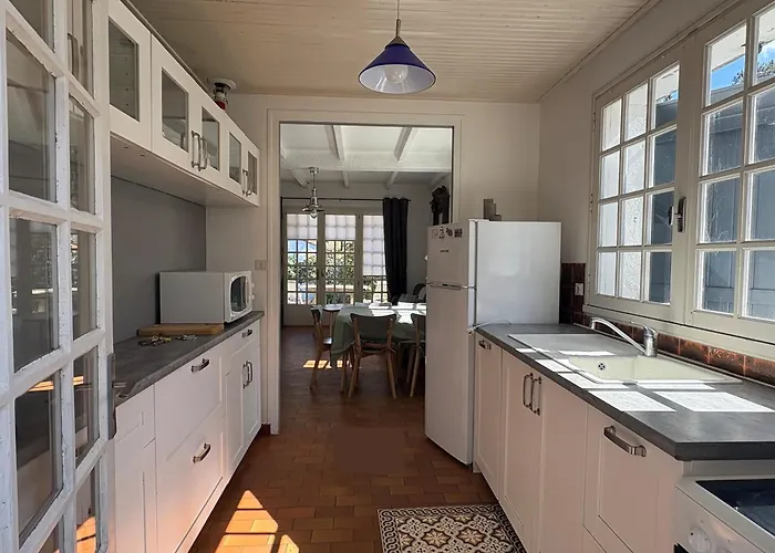 Hébergement de vacances Maison Pour 6 Pers. Proche Forêt, Terrasse, Animaux Admis - Fr-1-323-469 *